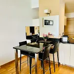 Golden Triangle 2br/2ba