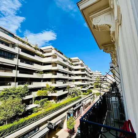 Golden Triangle 2br/2ba アパート カンヌ