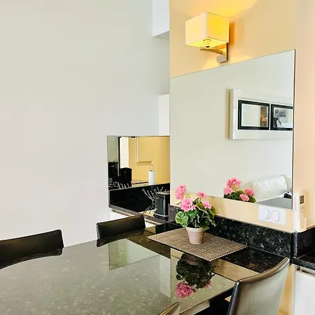 Golden Triangle 2br/2ba *