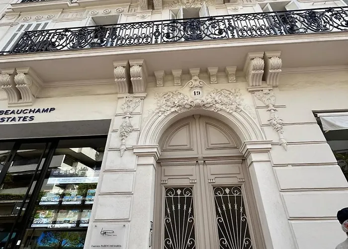 Golden Triangle 2br/2ba Cannes